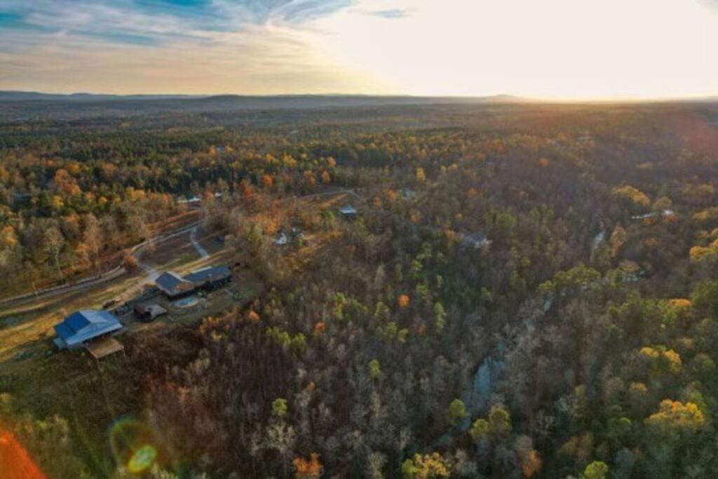 Private Tiny Home Royal Ridge Getaway 외부 사진